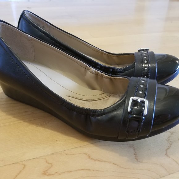 Black Naturalizer wedge shoes - Picture 4 of 8